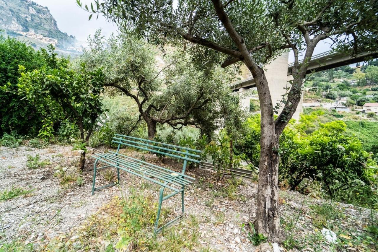 Villetta La Pietra Ταορμίνα Εξωτερικό φωτογραφία